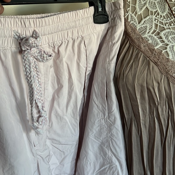 Free People Joggers NWOT - Picture 15 of 16